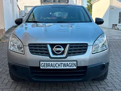 Silber Gebraucht 2009 Nissan Qashqai Visia SUV | 5.899 € (Etwas zu teuer)