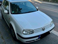 Gebraucht 2001 VW Golf IV Limousine | 2.650 € (Etwas zu teuer)