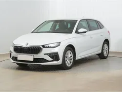 Moonweiss metallic Gebraucht 2024 Skoda Scala Selection Kleinwagen | 23.739 € (Fairer Preis)