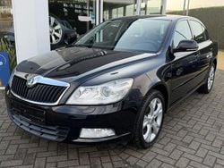 Schwarz Gebraucht 2011 Skoda Octavia Elegance Limousine | 7.200 € (Guter Preis)