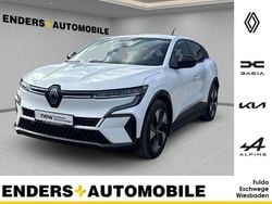 Weiss Gebraucht 2022 Renault Mégane Equilibre Limousine | 19.970 € (Superpreis)