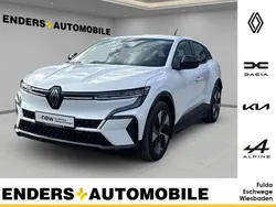 Weiss Gebraucht 2022 Renault Mégane Equilibre Limousine | 19.970 € (Superpreis)