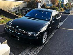 Schwarz Gebraucht 2002 BMW 745 Limousine | 11.800 €