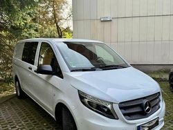 Weiß Gebraucht 2018 Mercedes Vito Van / Kleinbus | 32.900 € (Teuer)