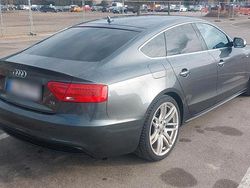 Grau Gebraucht 2015 Audi A5 Sportback S-Line Kleinwagen | 11.000 € (Fairer Preis)