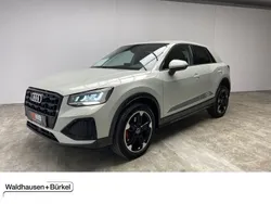 Tausilber (metallic) Gebraucht 2024 Audi Q2 Ambiente SUV | 35.950 € (Etwas zu teuer)