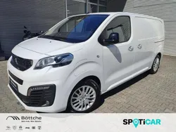 Lackierung weiss icy/typ aussenverkleidung spiegel flach standard Gebraucht 2023 Peugeot e-Expert Van | 39.990 € (Teuer)