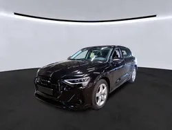 Mythosschwarz metallic Gebraucht 2022 Audi e-tron S-Line SUV | 39.720 € (Fairer Preis)