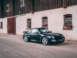 Ocean blau metallic Gebraucht 1997 Porsche 911 Carrera S Coupé | 189.000 €