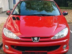 Rot Gebraucht 2005 Peugeot 206 CC Cabrio | 1.200 € (Guter Preis)