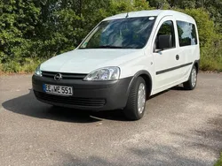 Weiß Gebraucht 2008 Opel Combo Van / Kleinbus | 1.890 € (Guter Preis)