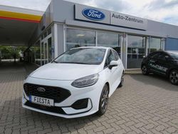 Frost weiß Gebraucht 2022 Ford Fiesta ST-Line Kleinwagen | 17.990 € (Fairer Preis)