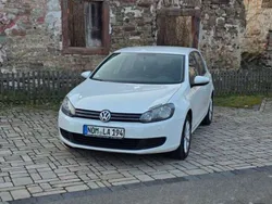 Weiß Gebraucht 2009 VW Golf VI Comfortline Limousine | 4.000 € (Fairer Preis)