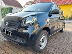 Schwarz Gebraucht 2018 Smart ForFour Limousine | 7.700 € (Fairer Preis)