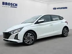 Atlas white Gebraucht 2024 Hyundai i20 Trend Kleinwagen | 18.990 € (Guter Preis)