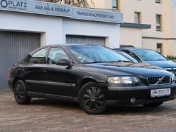 Schwarz Gebraucht 2001 Volvo S60 Limousine | 2.500 € (Fairer Preis)