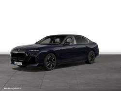 Gebraucht 2024 BMW 740 Comfort Edition Limousine | 106.211 €