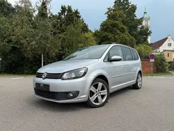 Silber Gebraucht 2010 VW Touran Comfortline Van / Kleinbus | 7.600 € (Etwas zu teuer)