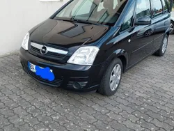 Schwarz Gebraucht 2006 Opel Meriva Edition Van / Kleinbus | 1.750 € (Guter Preis)