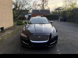 Schwarz Gebraucht 2016 Jaguar XJ Portfolio Limousine | 19.500 € (Teuer)