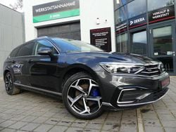 Grau Gebraucht 2021 VW Passat GTE Kombi | 24.399 € (Guter Preis)