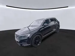 Deep black perleffekt Gebraucht 2022 VW Touareg Elegance SUV | 47.890 € (Guter Preis)