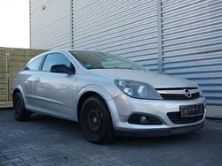 Silber Gebraucht 2009 Opel Astra GTC Innovation Coupé | 1.900 € (Guter Preis)