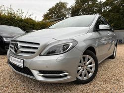Silber Gebraucht 2012 Mercedes B180 Van / Kleinbus | 17.490 € (Teuer)