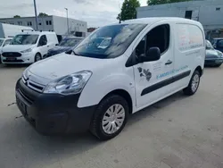 Weiß Gebraucht 2016 Citroën Berlingo Profi Van / Kleinbus | 4.890 €