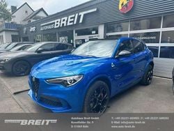 Blu misano, metallic Gebraucht 2023 Alfa Romeo Stelvio Quadrifoglio SUV | 79.990 €