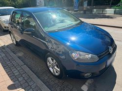 Blau Gebraucht 2013 VW Golf VI Match Limousine | 5.000 €