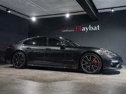 Porsche Panamera Turbo