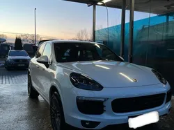 Grau Gebraucht 2017 Porsche Cayenne SUV | 40.500 € (Teuer)
