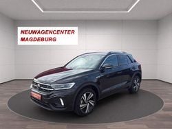 Deep black perleffekt Gebraucht 2024 VW T-Roc R-line SUV | 29.880 € (Guter Preis)