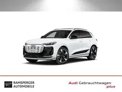 Weiß (gletscherweiß metallic) Gebraucht 2025 Audi Q6 e-tron Comfort SUV | 88.880 € (Fairer Preis)