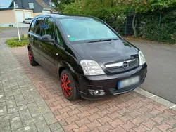Schwarz Gebraucht 2006 Opel Meriva Van / Kleinbus | 1.799 € (Etwas zu teuer)