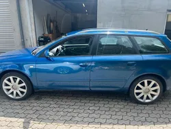 Blau Gebraucht 2005 Audi A4 Kombi | 1.499 € (Fairer Preis)