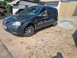 Schwarz Gebraucht 2011 Dacia Logan Limousine | 1.499 € (Guter Preis)