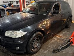 Schwarz Gebraucht 2006 BMW 118 Kleinwagen | 1.800 € (Superpreis)