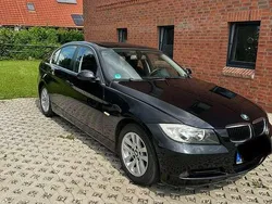 Schwarz Gebraucht 2006 BMW 318 Limousine | 5.000 € (Etwas zu teuer)