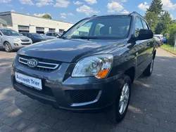 Grau Gebraucht 2009 Kia Sportage Attract SUV | 4.990 € (Fairer Preis)