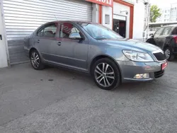 Grau Gebraucht 2012 Skoda Octavia Family Limousine | 4.000 € (Guter Preis)