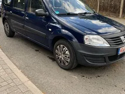 Blau Gebraucht 2011 Dacia Logan Basis Limousine | 2.950 € (Fairer Preis)