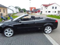 Schwarz Gebraucht 2010 Ford Focus Cabriolet Titanium Cabrio | 4.900 € (Guter Preis)