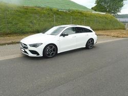 Weiß Gebraucht 2023 Mercedes CLA35 AMG AMG Limousine | 35.000 €