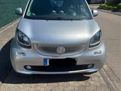 Silber Gebraucht 2015 Smart ForTwo Coupé Coupé | 8.250 € (Fairer Preis)