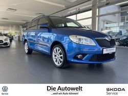 Raceblau Gebraucht 2014 Skoda Fabia Ambition Kleinwagen | 7.980 € (Etwas zu teuer)