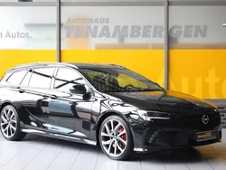 Onyx schwarz (metallic) Gebraucht 2020 Opel Insignia Kombi | 36.700 € (Teuer)