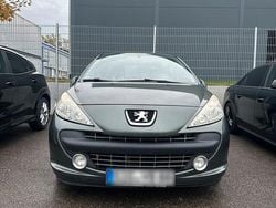 Grau Gebraucht 2009 Peugeot 207 Kleinwagen | 2.450 € (Guter Preis)
