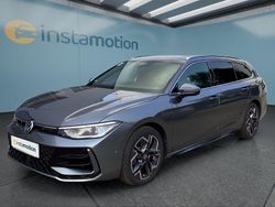 Grau Gebraucht 2024 VW Passat Kombi | 44.549 € (Fairer Preis)